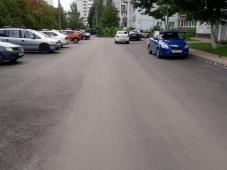 8 октября 2021 г. Великий Новгород, ул. Коровникова, 13 корпус 1. Дорожный ремонт по региональной программе "Дорога к дому". Фото предоставлено комитетом по управлению городским хозяйством