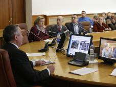 30 марта 2016 г. Великий Новгород. совещание по вопросу размещения высотной смотровой площадки на Веселой горке в Кремлевском парке. Фото Игоря Белова