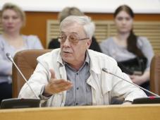 30 марта 2016 г. Великий Новгород. совещание по вопросу размещения высотной смотровой площадки на Веселой горке в Кремлевском парке. Фото Игоря Белова