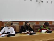 15 февраля 2021 г. Великий Новгород. Пресс-конференция по началу реконструкции Ильиной ул. Фото управления по работе со СМИ